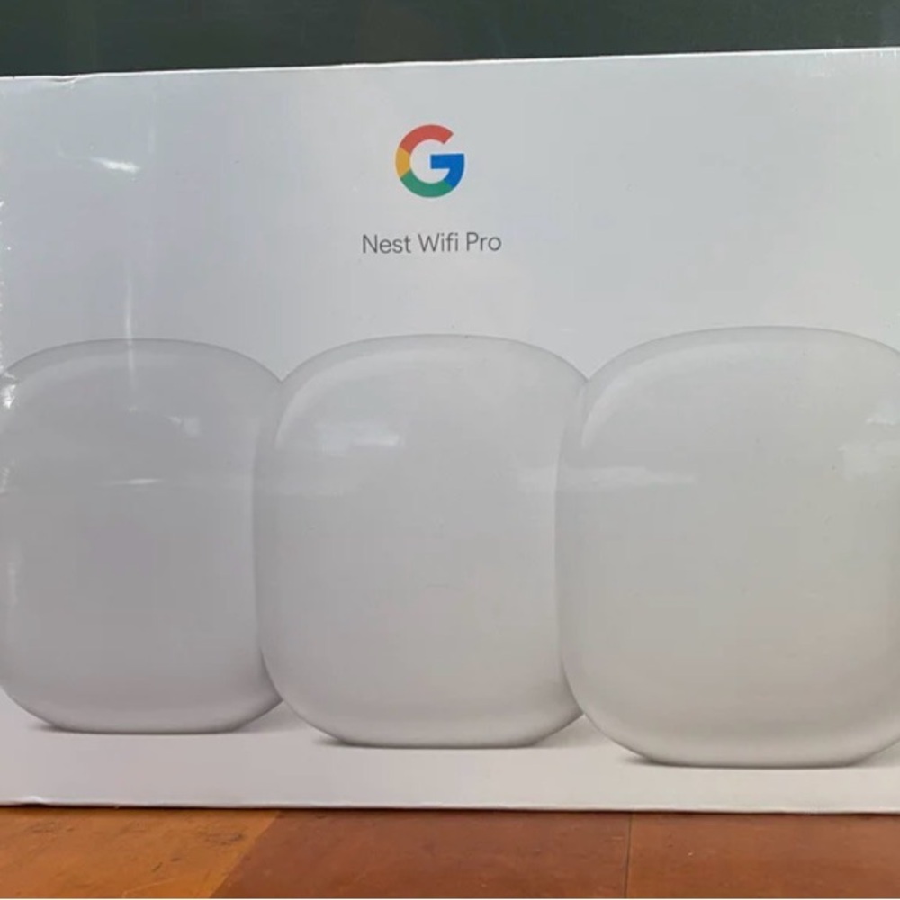 Google Nest Wifi Pro - Sleek White Design